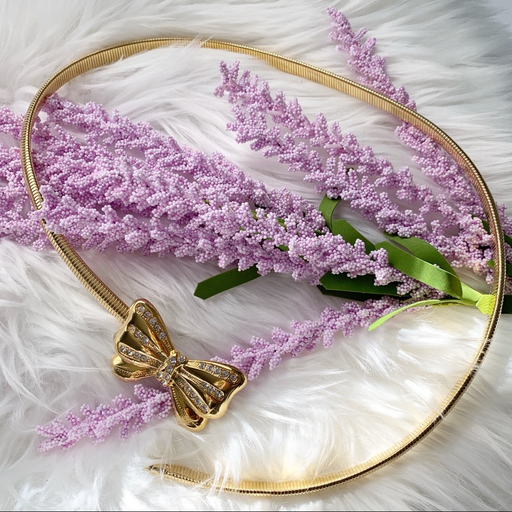 Gold bow 🎀 belt